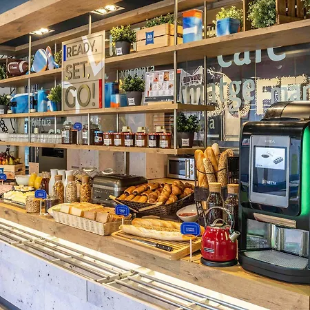 Ibis Budget Barcelona 2*