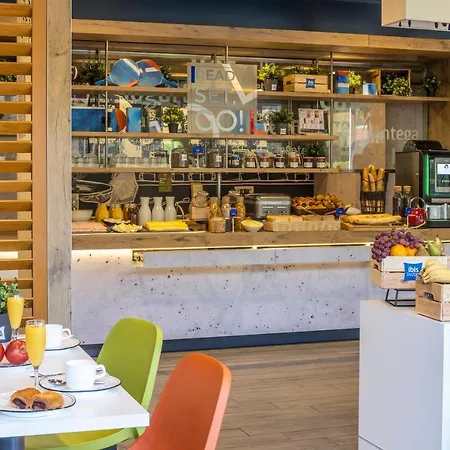 Ibis Budget Barcelona Hotel